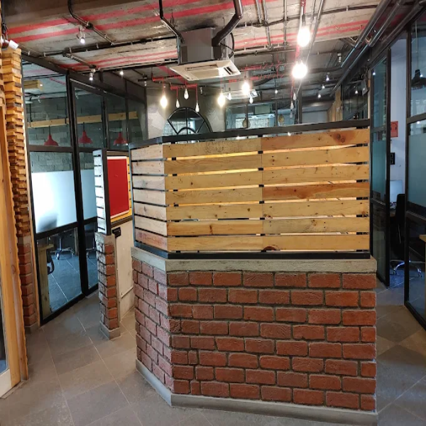 Flexible Office Space in Rent A Desk | Babukhan Rasheed Plaza, Jubillee ...