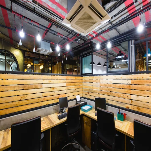 Flexible Office Space in Rent A Desk | Babukhan Rasheed Plaza, Jubillee ...